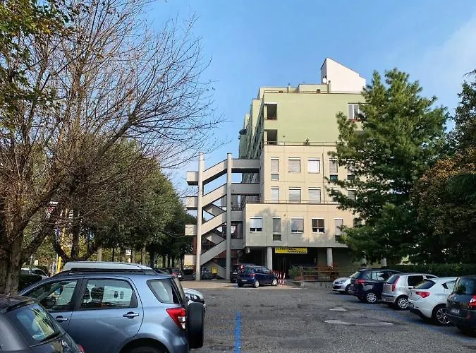 Quaranta Short Reggio nell'Emilia