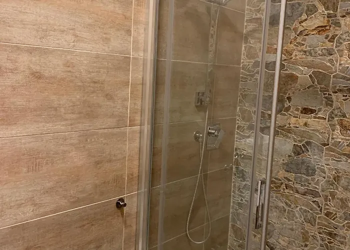 Apartament Quaranta Short