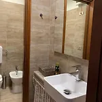 Quaranta Short Appartement