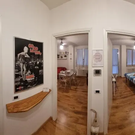 Quaranta Short Apartment Reggio Emilia