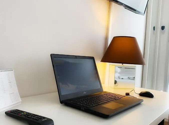 Quaranta Short レッジョ・エミリア